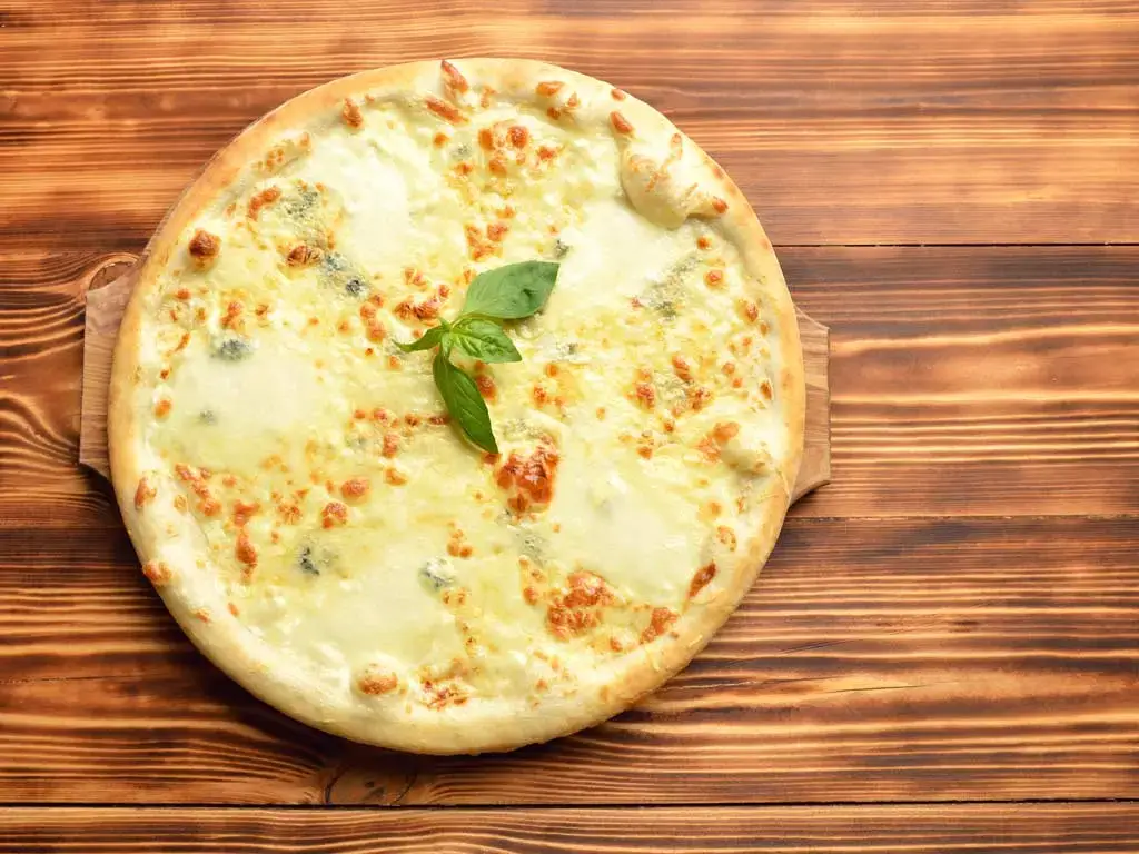 Quattro Formaggi Bianca Pizza